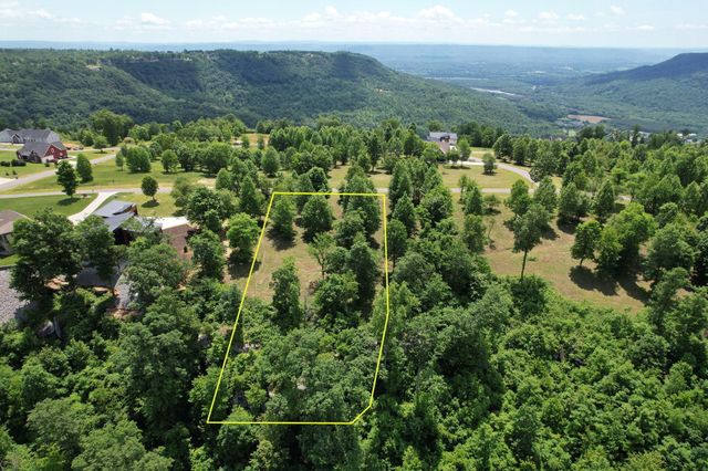 755 Sunset Circle, Jasper, TN 37347