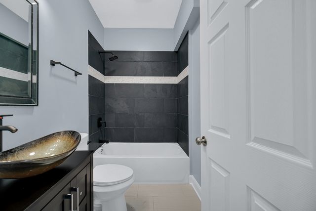 7346 S Peoria Street, Chicago, IL 60621