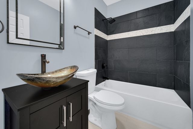 7346 S Peoria Street, Chicago, IL 60621