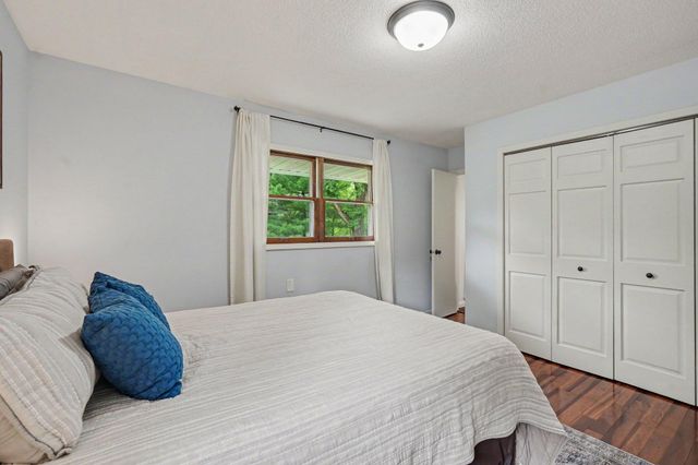 14680 University Avenue NW, Andover, MN 55304