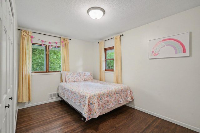 14680 University Avenue NW, Andover, MN 55304