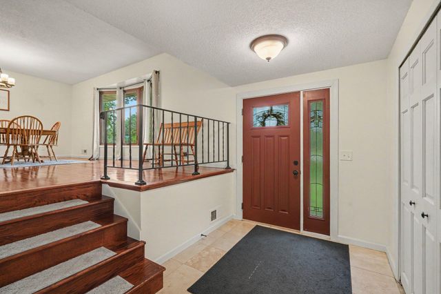 14680 University Avenue NW, Andover, MN 55304