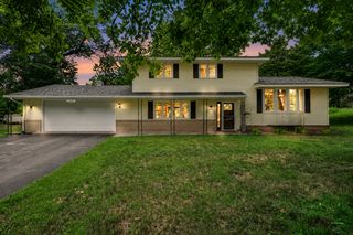 14680 University Avenue NW, Andover, MN 55304