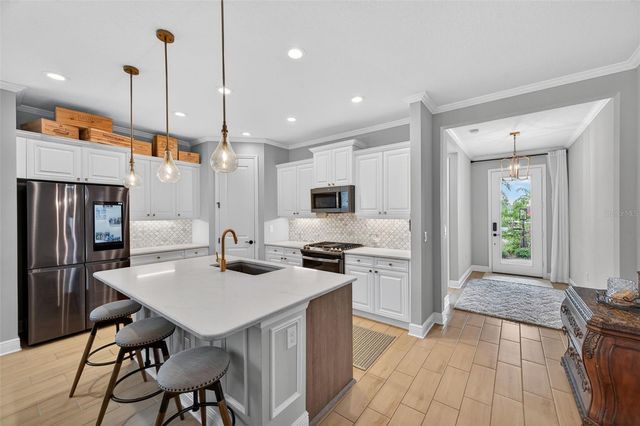 10610 CROOKED CREEK COURT, Parrish, FL 34219