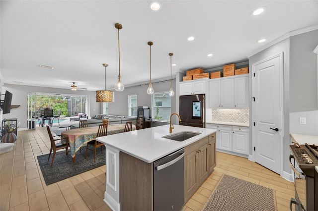 10610 CROOKED CREEK COURT, Parrish, FL 34219