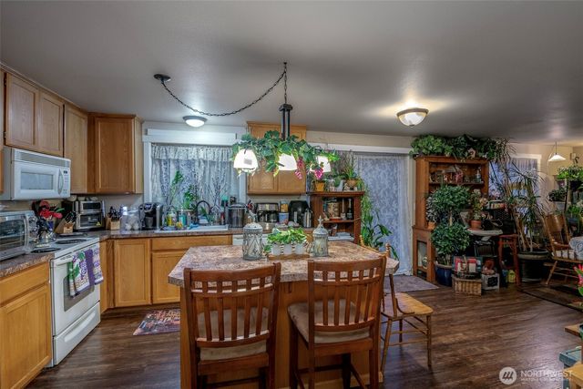 14527 24th Avenue E, Tacoma, WA 98445