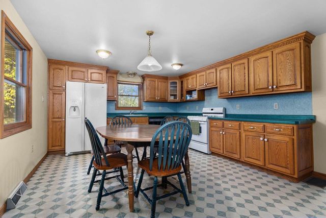 W3224 COUNTY ROAD H, Pine River, WI 54965