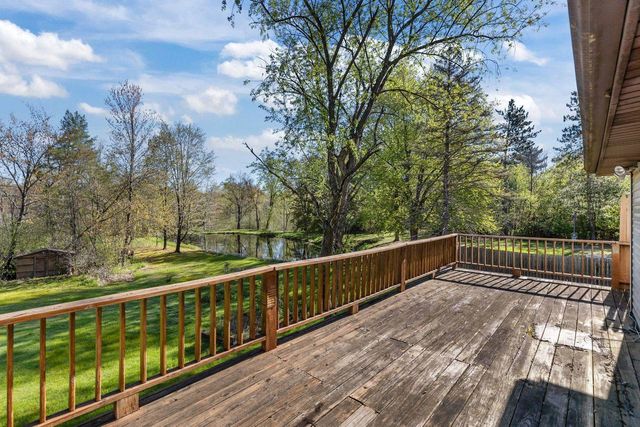 W3224 COUNTY ROAD H, Pine River, WI 54965
