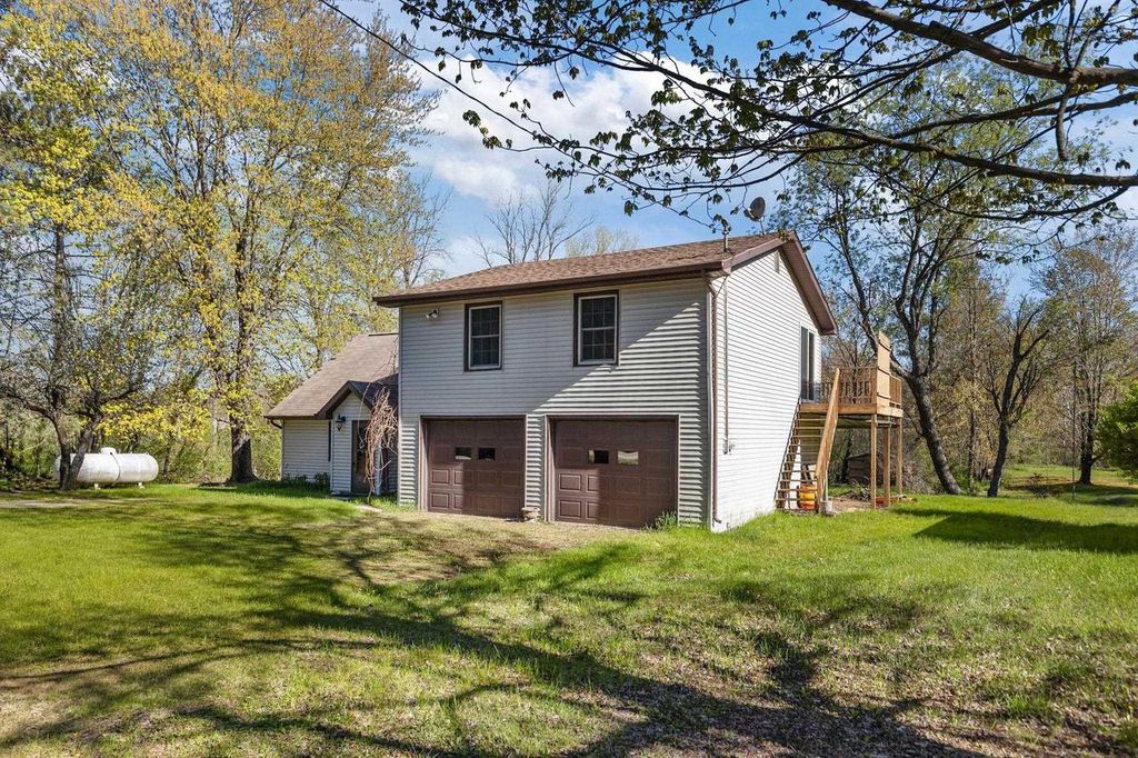 W3224 COUNTY ROAD H, Pine River, WI 54965
