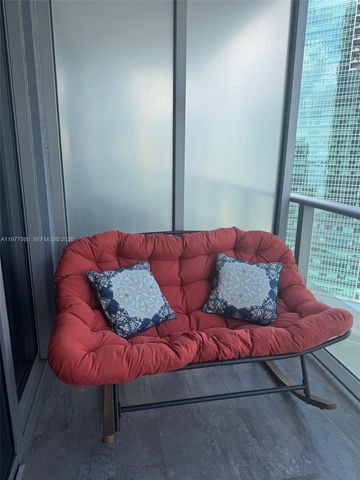 1300 Brickell Bay Dr 2512, Miami, FL 33131