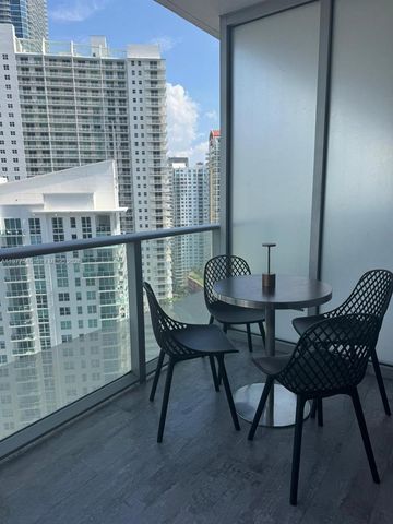 1300 Brickell Bay Dr 2512, Miami, FL 33131