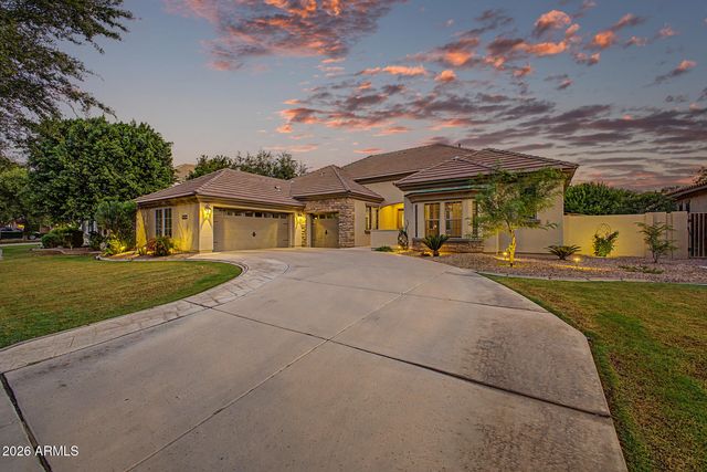 3083 E LINDA Lane, Gilbert, AZ 85234