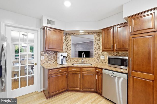 3968 CLARES CT, Fairfax, VA 22033