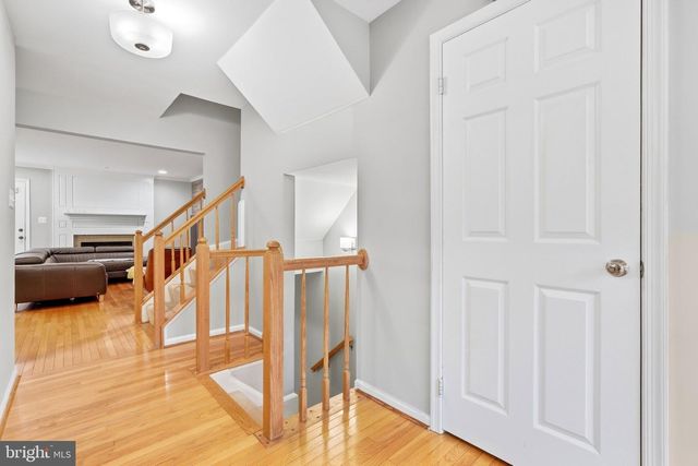 3968 CLARES CT, Fairfax, VA 22033