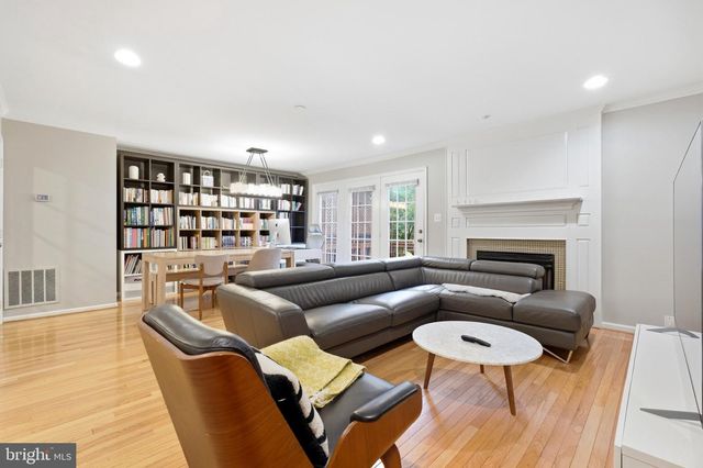 3968 CLARES CT, Fairfax, VA 22033