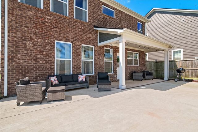 209 Sable Ln, Spring Hill, TN 37174