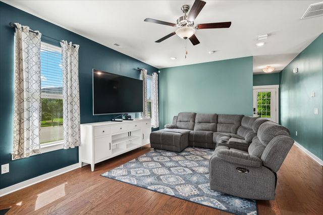 209 Sable Ln, Spring Hill, TN 37174
