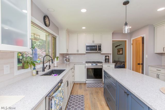7165 Glencairn Drive, Parma, OH 44134