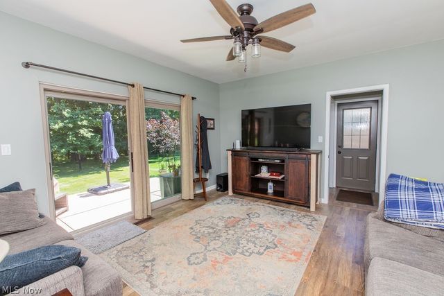 7165 Glencairn Drive, Parma, OH 44134