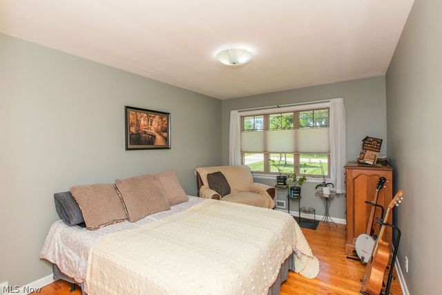 7165 Glencairn Drive, Parma, OH 44134