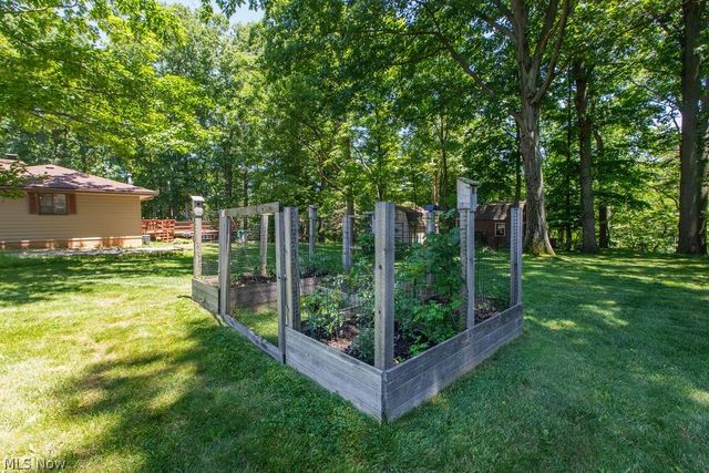 7165 Glencairn Drive, Parma, OH 44134