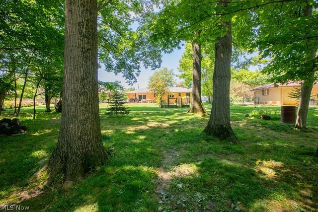 7165 Glencairn Drive, Parma, OH 44134