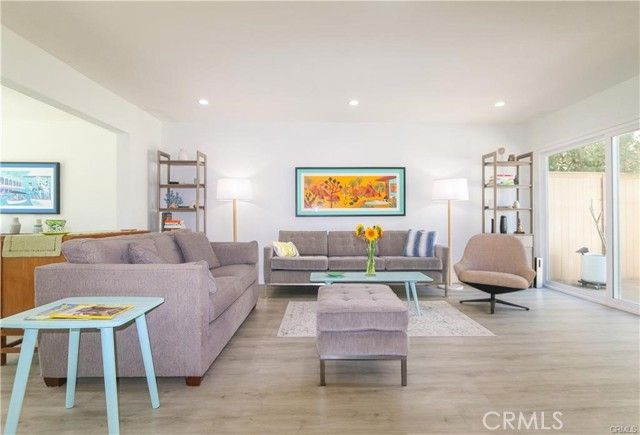 19742 Oceanaire Circle, Huntington Beach, CA 92648