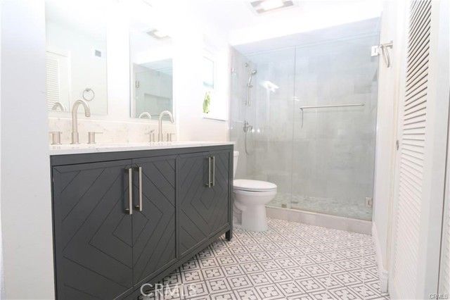 19742 Oceanaire Circle, Huntington Beach, CA 92648