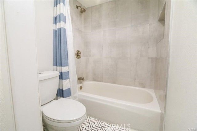 19742 Oceanaire Circle, Huntington Beach, CA 92648