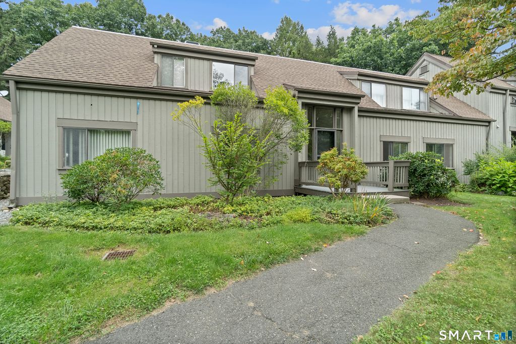 469 Heritage Village A, Southbury, CT 06488