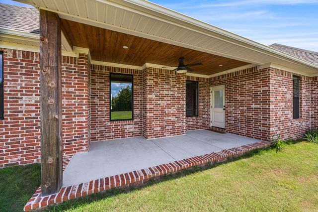 2065 Kaysen Ln, Hensley, AR 72065