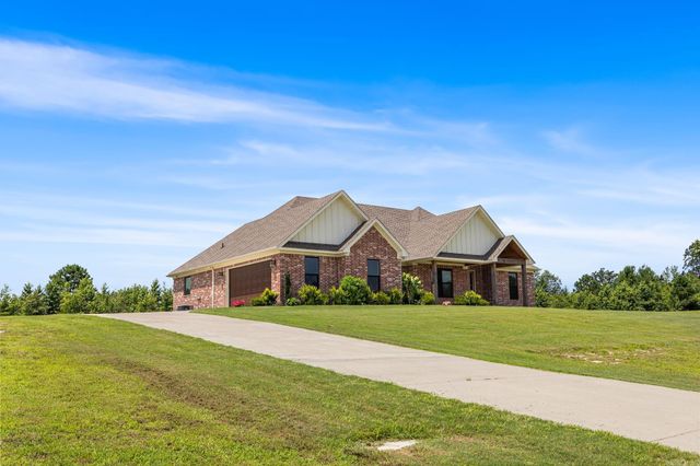 2065 Kaysen Ln, Hensley, AR 72065