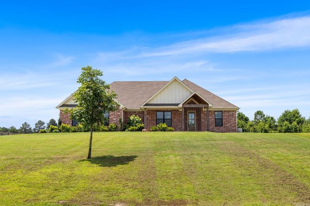 2065 Kaysen Ln, Hensley, AR 72065