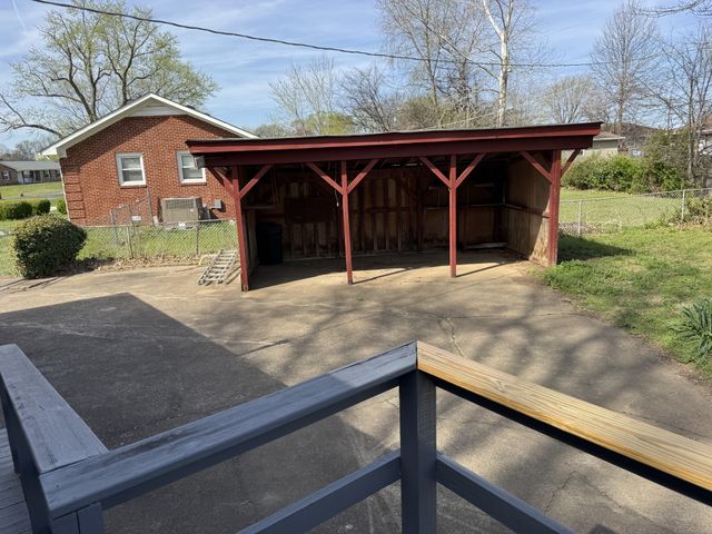 201 Orchard Rd, Clarksville, TN 37042