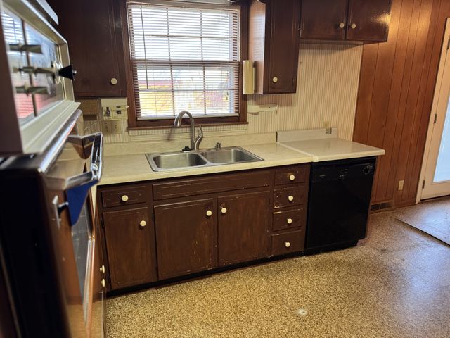 201 Orchard Rd, Clarksville, TN 37042