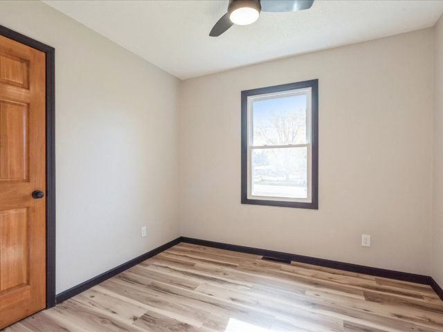 1109 Grubbs Street, Center Point, IA 52213