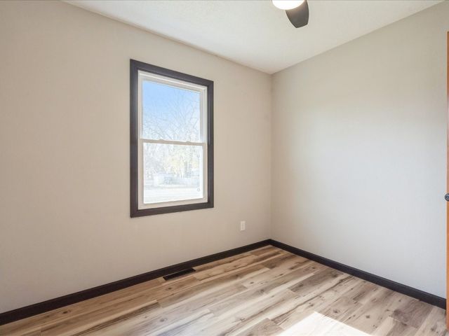 1109 Grubbs Street, Center Point, IA 52213