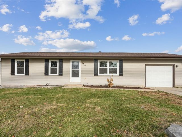 1109 Grubbs Street, Center Point, IA 52213