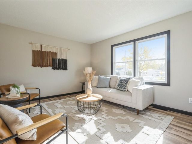 1109 Grubbs Street, Center Point, IA 52213