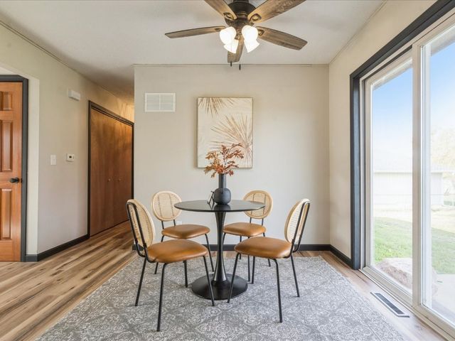 1109 Grubbs Street, Center Point, IA 52213