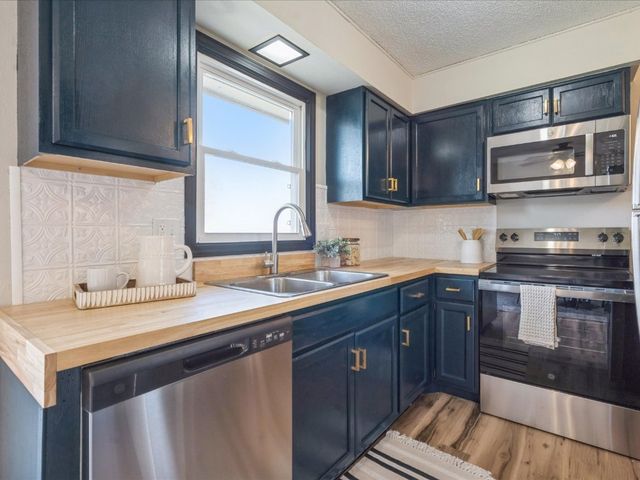 1109 Grubbs Street, Center Point, IA 52213