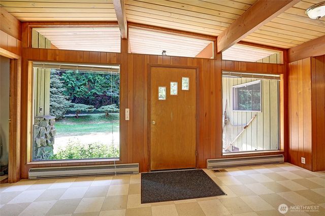 1351 Steffen Place, Camano Island, WA 98282
