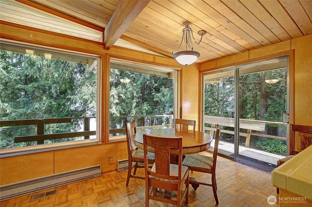 1351 Steffen Place, Camano Island, WA 98282