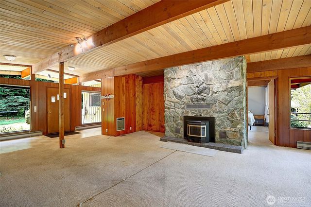 1351 Steffen Place, Camano Island, WA 98282