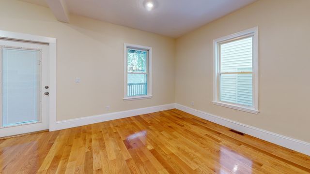 8 Dewey 1, Boston, MA 02125