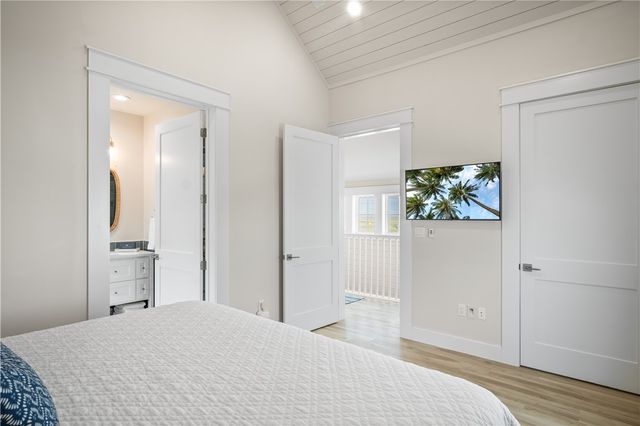 210 Escape 3C St, Port Aransas, TX 78373