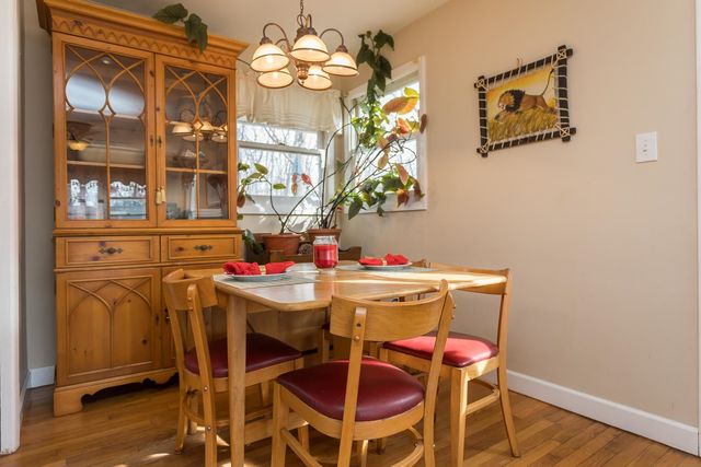 909 CRESTWOOD DR, Staunton, VA 24401