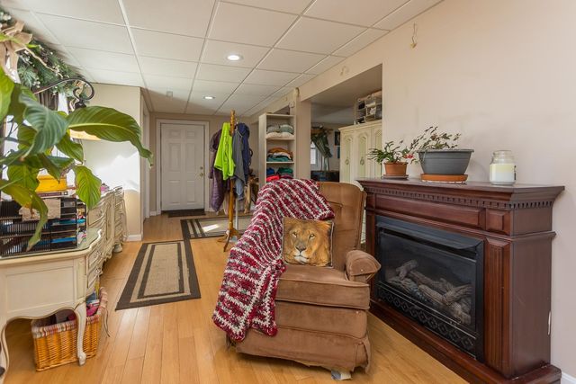 909 CRESTWOOD DR, Staunton, VA 24401