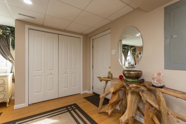 909 CRESTWOOD DR, Staunton, VA 24401