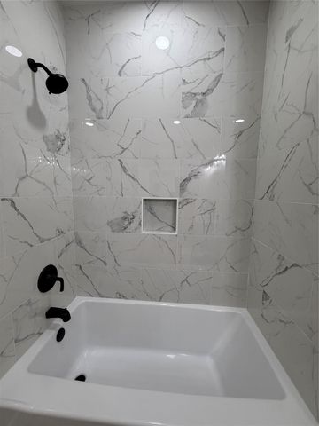 865 Dundee, Vidor, TX 77662